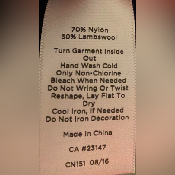 Talbots sweater with jewel ￼ embellishment on the top Size 2X￼ - Picture 8 of 8